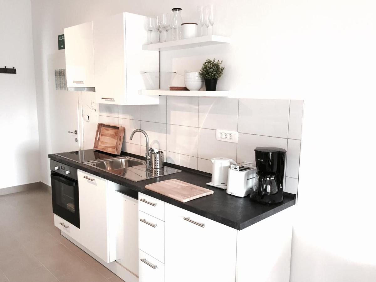 Apartmani Zivaljic Trogir Bagian luar foto